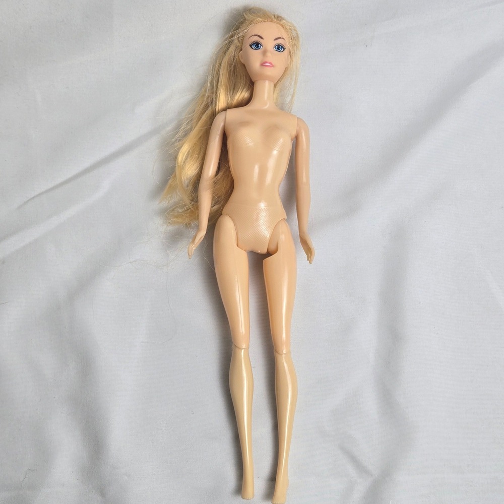 Blonde Doll Nude Articulated Knee‎ Joints USA VAu001420690